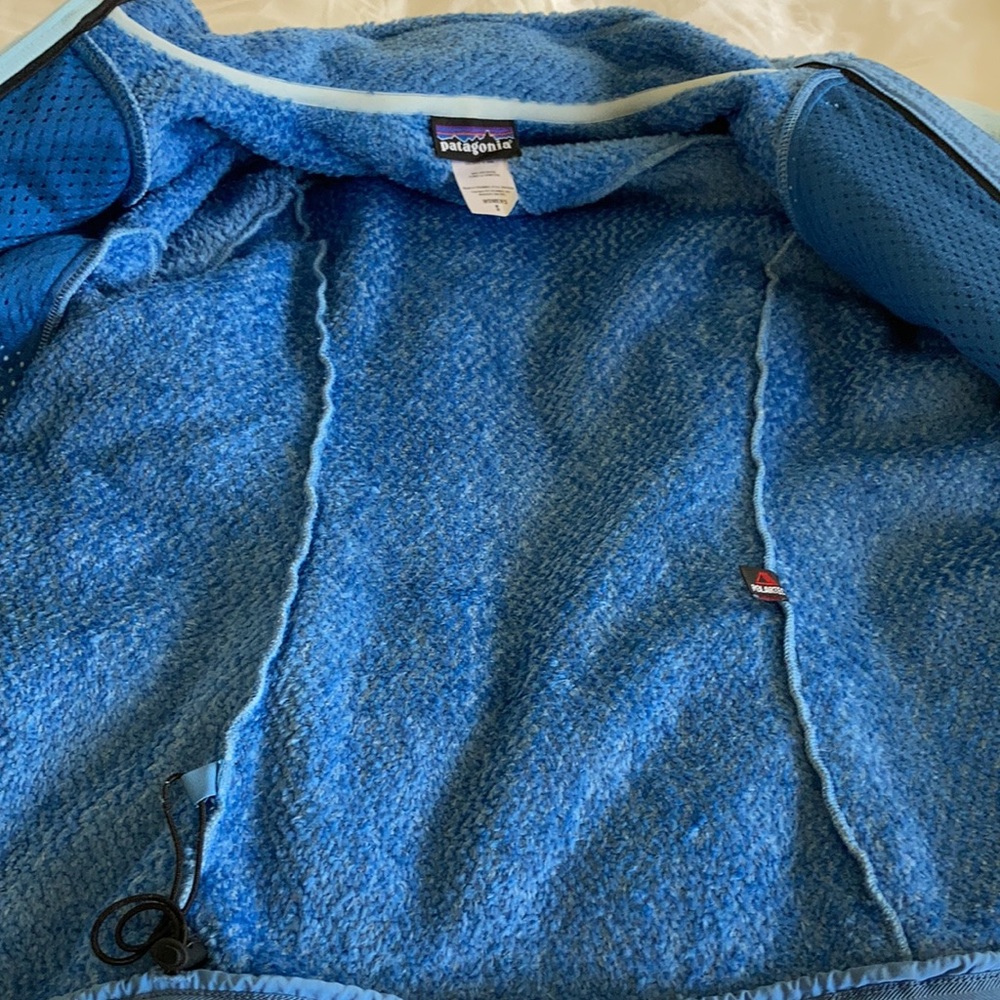 Patagonia R-4 Fleece Jacket - Picture 6 of 9